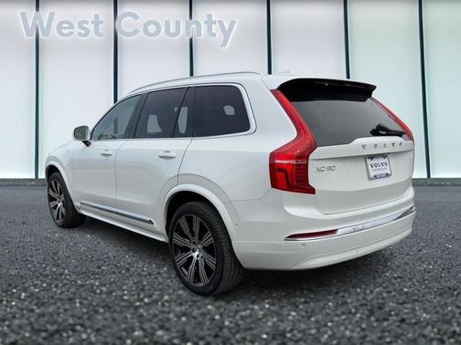 2023 Volvo XC90 Recharge Plug-In Hybrid T8 Plus 6-Seater
