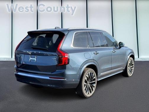 2026 Volvo XC90 Plug-In Hybrid T8 Plus 7-Seater