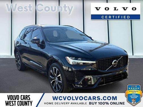 2023 Volvo XC60 B5 Plus Dark Theme