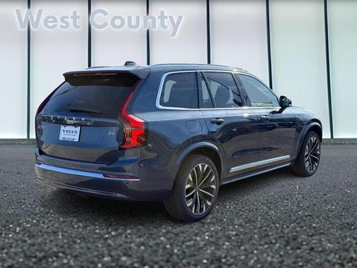 2025 Volvo XC90 B6 Ultra