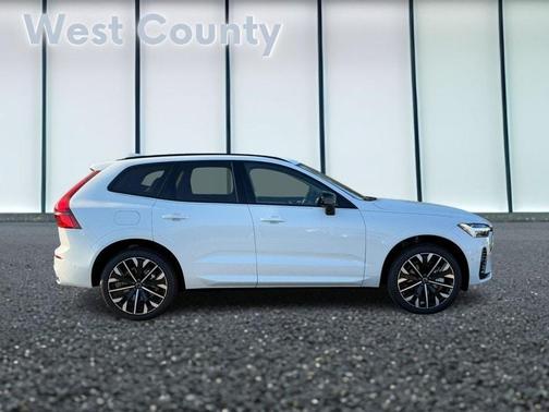 2026 Volvo XC60 Plug-In Hybrid T8 Ultra