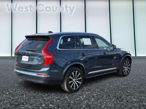 2025 Volvo XC90 B5 Core