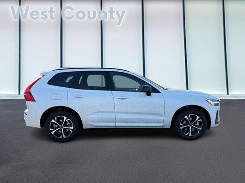 2026 Volvo XC60 B5 Core
