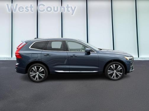 Denim Blue 2022 Volvo XC60 B5 Inscription
