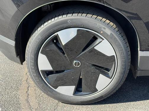 2026 Volvo EX30 SINGLE MOTOR PLUS