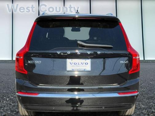 2025 Volvo XC90 B6 Ultra