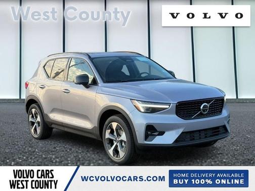2026 Volvo XC40 B5 Plus