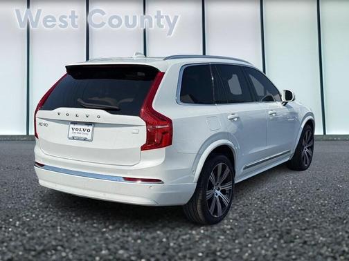 2024 Volvo XC90 Recharge Plug-In Hybrid T8 Ultimate Bright Theme 7-Seater