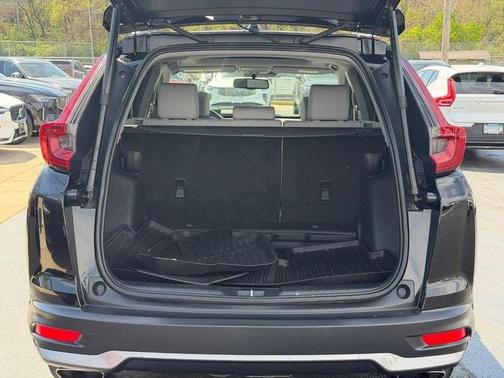 Crystal Black Pearl 2022 Honda CR-V Touring