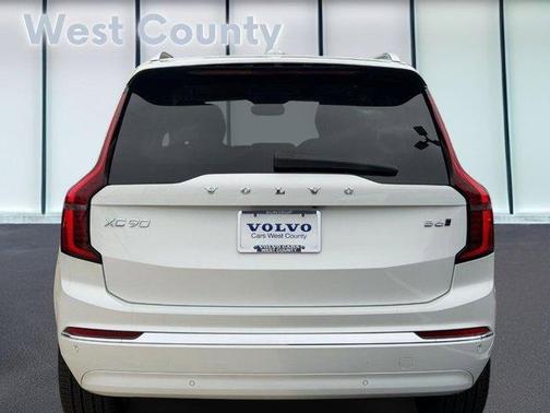 2025 Volvo XC90 B6 Plus 7-Seater