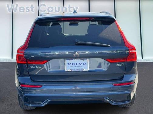 2025 Volvo XC60 B5 Plus