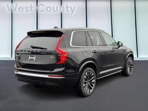 2026 Volvo XC90 B6 Plus 7-Seater