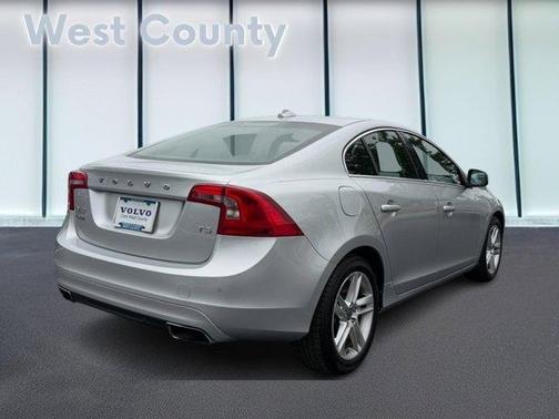 Bright Silver Metallic 2015 Volvo S60 T5 Premier