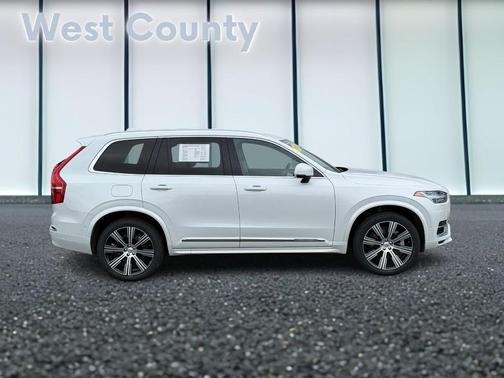 2023 Volvo XC90 Recharge Plug-In Hybrid T8 Plus 6-Seater