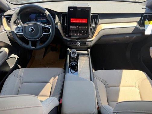 Forest Green 2026 Volvo XC60 Plug-In Hybrid T8 Plus