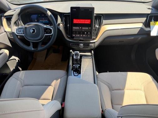 Forest Green 2026 Volvo XC60 Plug-In Hybrid T8 Plus