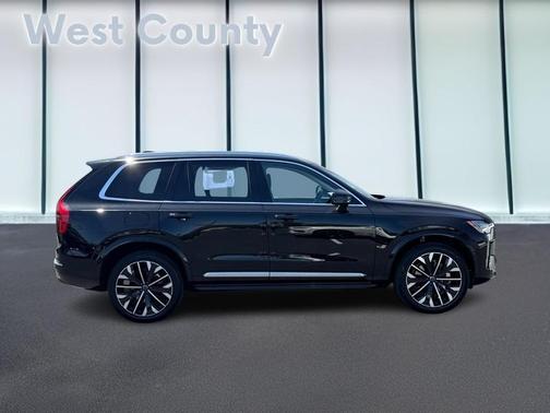 Onyx Black 2025 Volvo XC90 B6 Plus 7-Seater