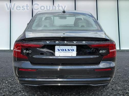 2025 Volvo S60 B5 Plus