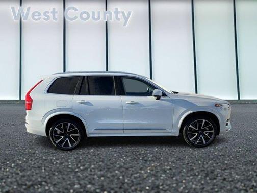 2023 Volvo XC90 B6 Plus 6-Seater