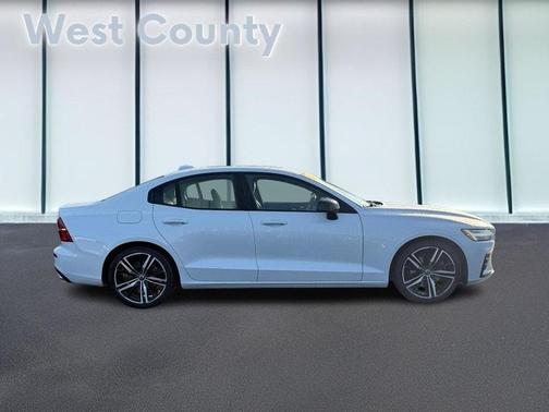 2020 Volvo S60 T5 R-Design