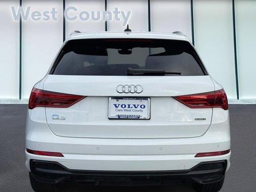 2021 Audi Q3 45 S line Premium