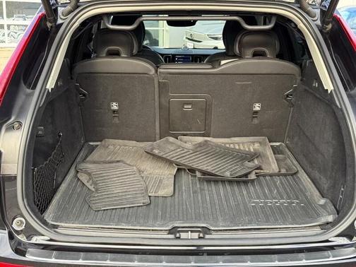 2021 Volvo XC60 T6 Inscription