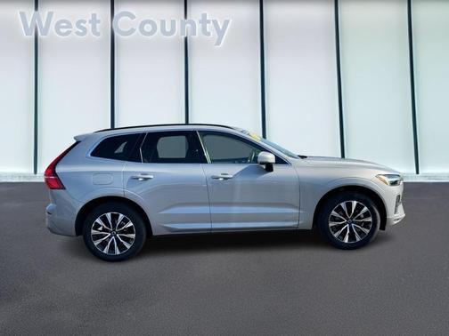 2023 Volvo XC60 B5 Core