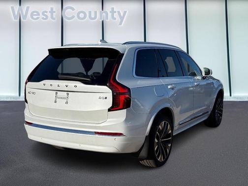 2026 Volvo XC90 B5 Core