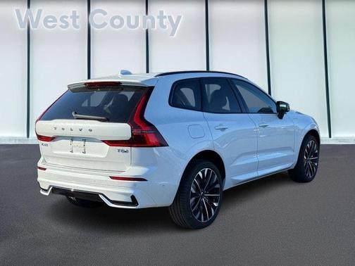 2026 Volvo XC60 Plug-In Hybrid T8 Ultra