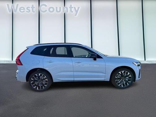 2026 Volvo XC60 Plug-In Hybrid T8 Ultra