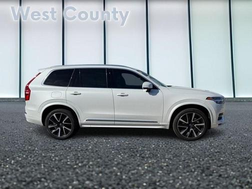 2024 Volvo XC90 B6 Plus Bright Theme 7-Seater