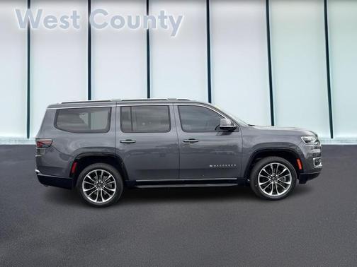 Metallic 2022 Jeep Wagoneer Series II