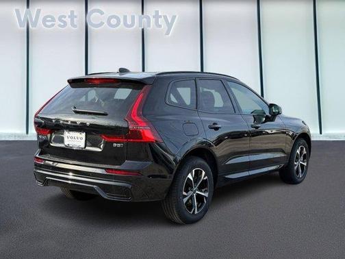 2026 Volvo XC60 B5 Core