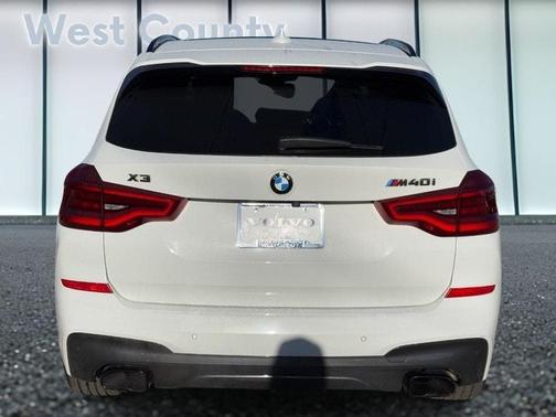 2018 BMW X3 M40i