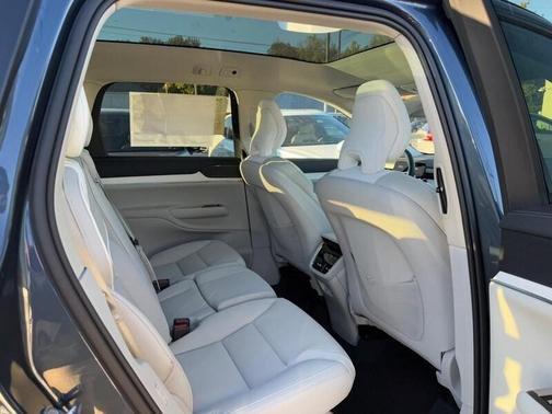 2025 Volvo EX90 Twin Motor Plus