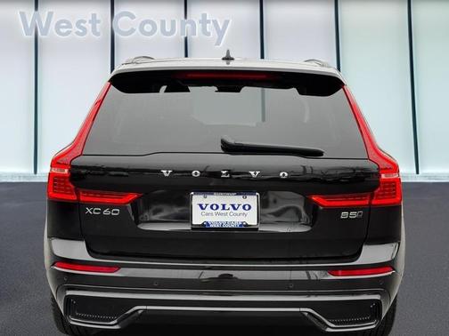 2025 Volvo XC60 B5 Plus