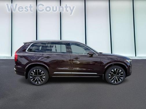 2026 Volvo XC90 B5 Plus 7-Seater