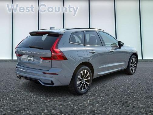 2025 Volvo XC60 B5 AWD Plus