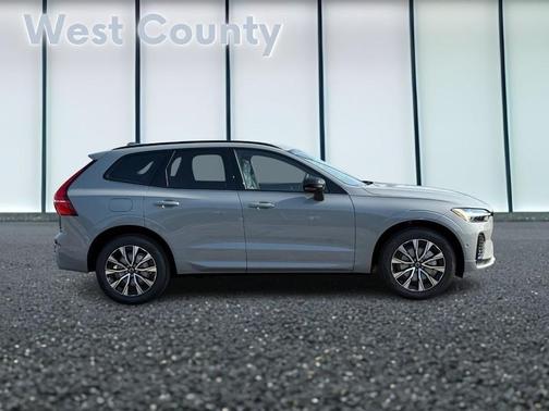 2025 Volvo XC60 B5 AWD Plus