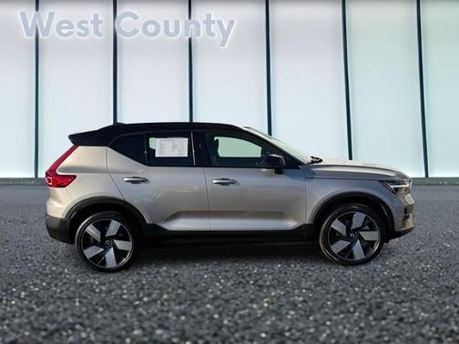 2023 Volvo XC40 Recharge Pure Electric Twin Plus