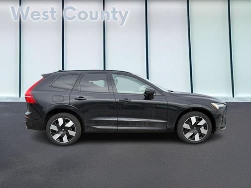 2025 Volvo XC60 Plug-In Hybrid T8 AWD Plus