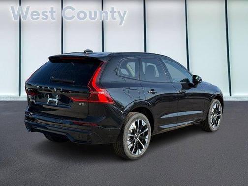 2026 Volvo XC60 B5 Plus