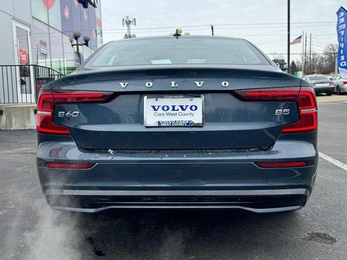 2025 Volvo S60 B5 Plus