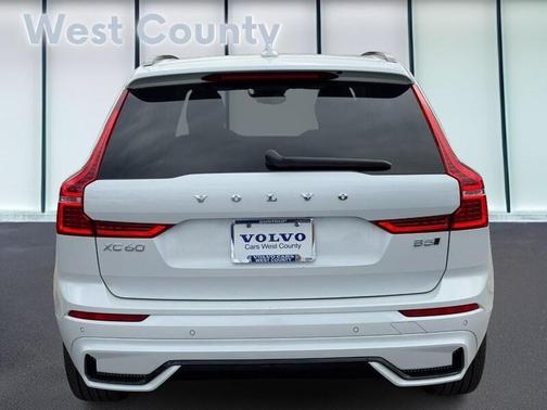 2025 Volvo XC60 B5 Plus