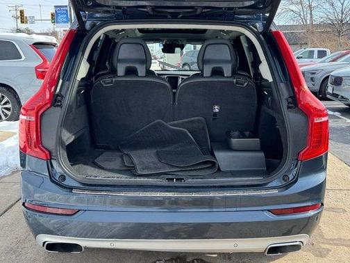 2020 Volvo XC90 T6 Momentum 6 Passenger