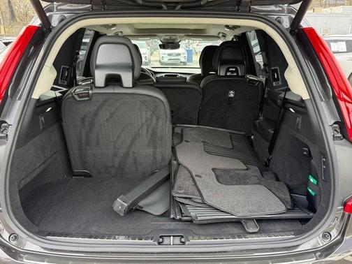 2024 Volvo XC90 Recharge Plug-In Hybrid T8 Ultimate Bright Theme 7-Seater