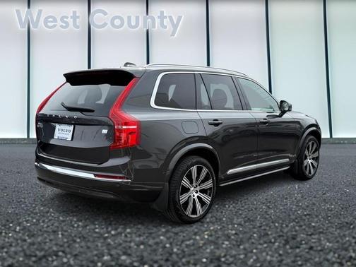 2024 Volvo XC90 Recharge Plug-In Hybrid T8 Ultimate Bright Theme 7-Seater