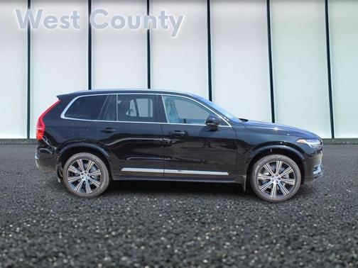 2025 Volvo XC90 Plug-In Hybrid T8 AWD Plus 7-Seater