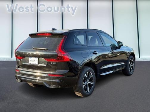 2026 Volvo XC60 B5 Core