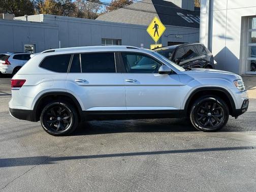 2019 Volkswagen Atlas 3.6L SE w/Technology